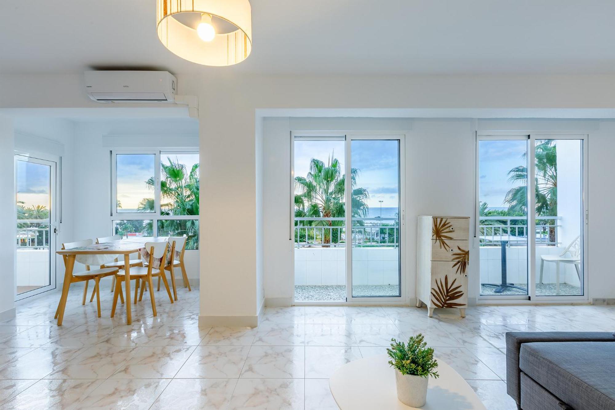 A&N Neptuno Torre Del Mar Apartman Kültér fotó