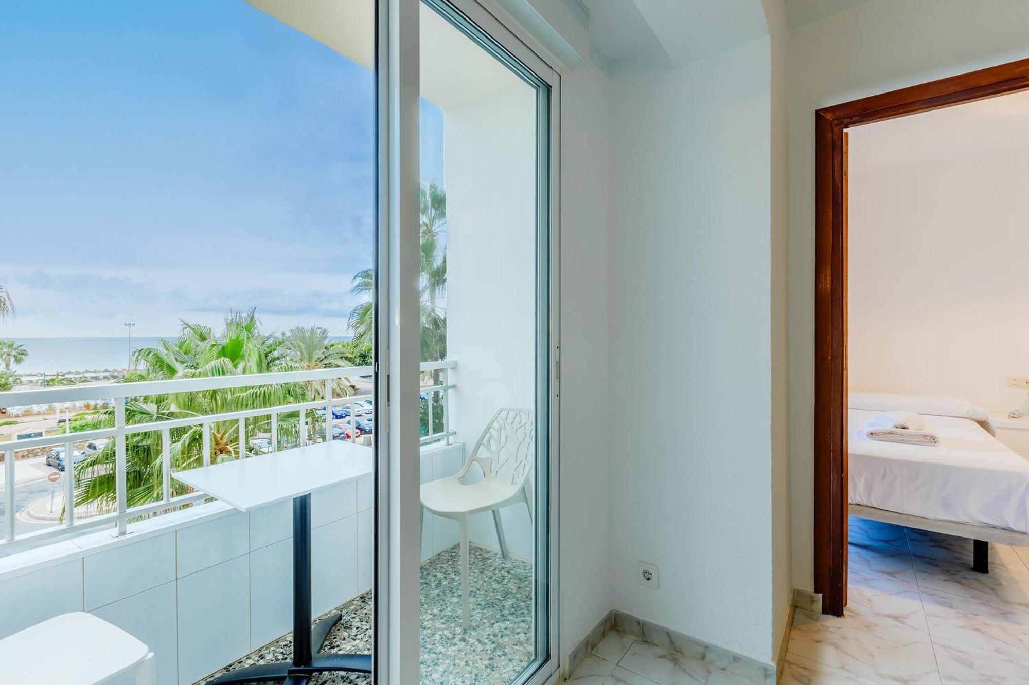A&N Neptuno Torre Del Mar Apartman Kültér fotó